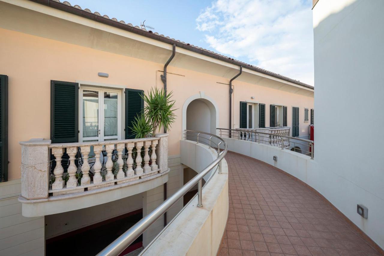 סן וינצ'נזו Sea View Apartment מראה חיצוני תמונה